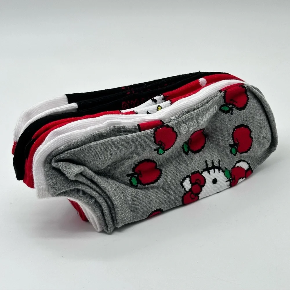 Sanrio Hello Kitty No-Shows Women’s Socks - 5 pairs (Black/Red/White)